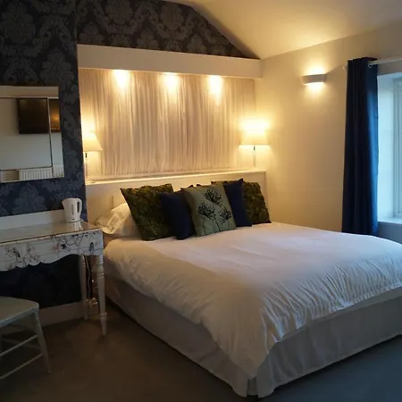 Claxton Hall Bed & Breakfast