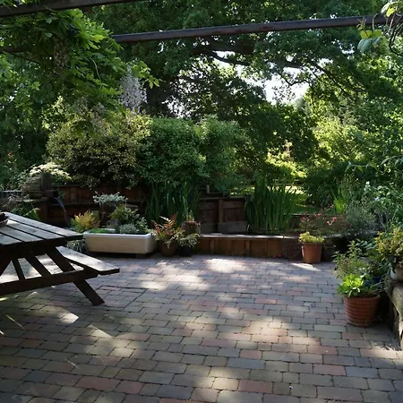 Claxton Hall Bed & Breakfast Flaxton